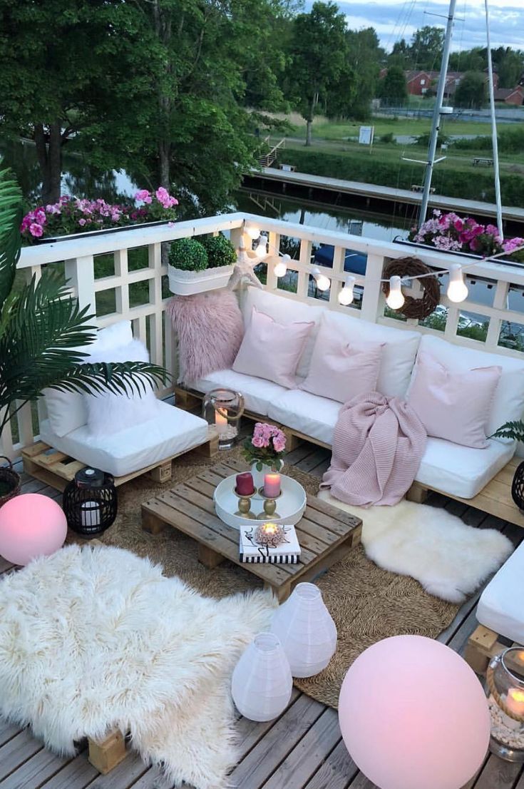 40 Cozy Balcony Ideas and Decor Inspiration 2019 - Page 4 of 41 - My Blog
