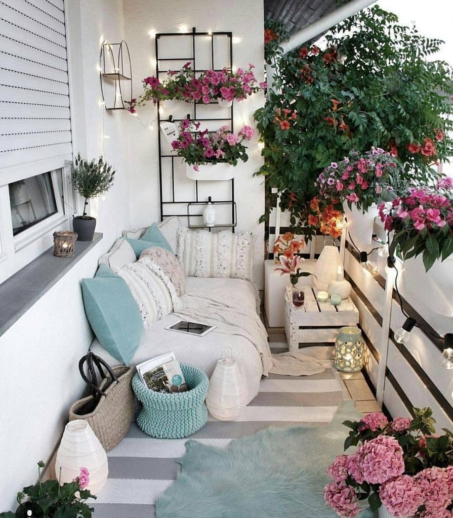 40 Cozy Balcony Ideas and Decor Inspiration 2019 - Page 21 of 41 - My Blog