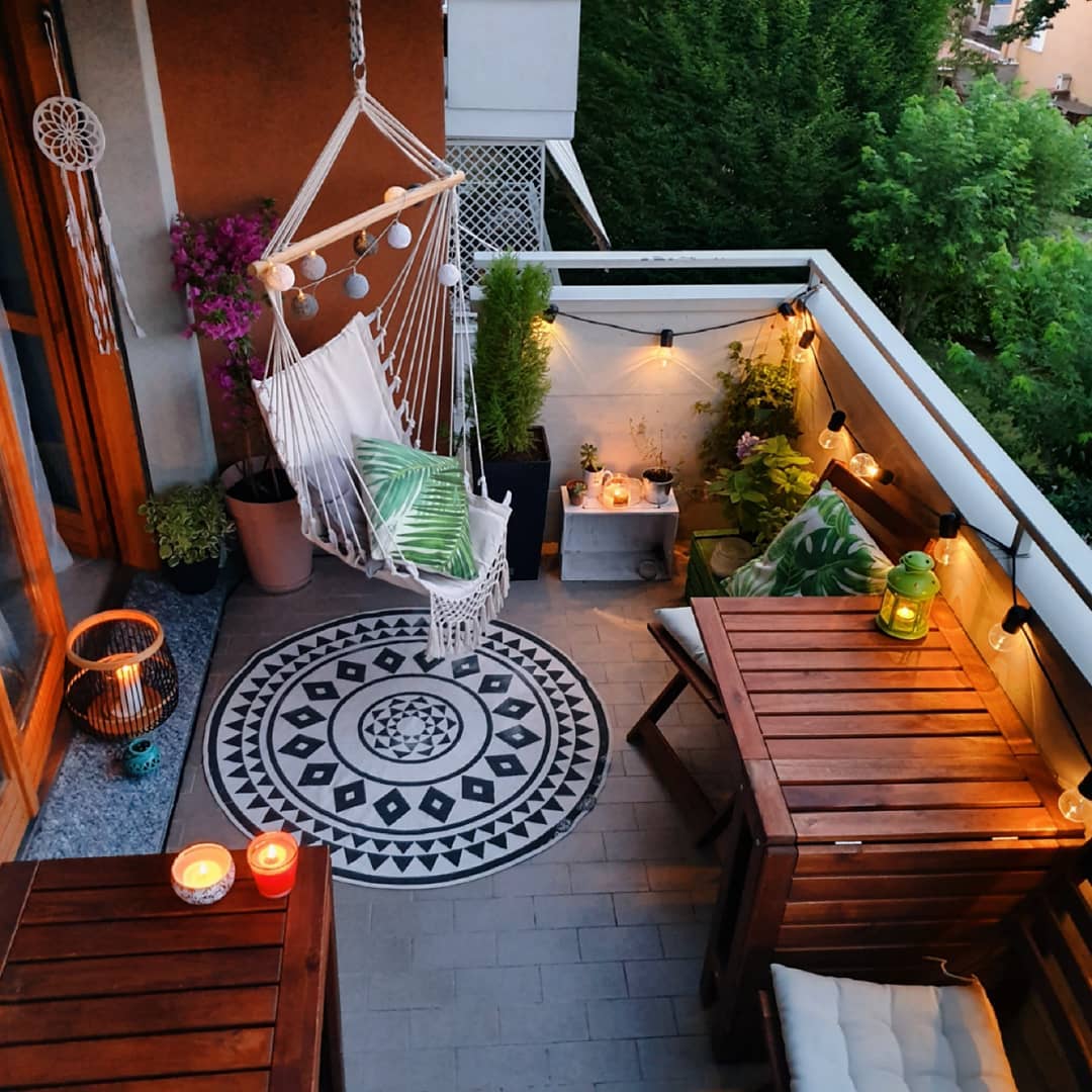 40 Cozy Balcony Ideas and Decor Inspiration 2019 Page 36