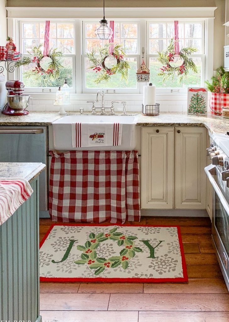 50+ Christmas Kitchen Decor Idea That Are Full Of Style New 2021 - Page ...