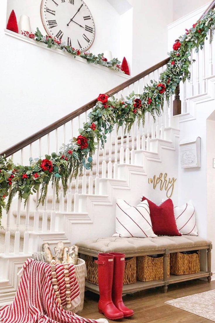 30+ Best Ways To Decorate The Living Room For Christmas New 2021 - Page ...
